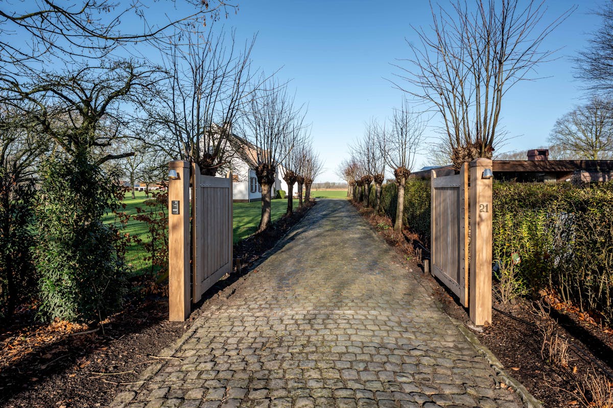 Breathtaking villa in Sint-Kruis/Damme - photo 3