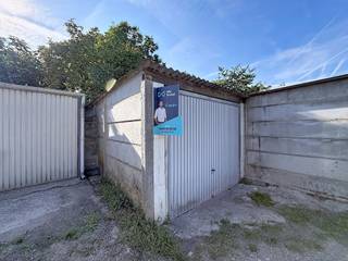 Garage te koop in Tubeke