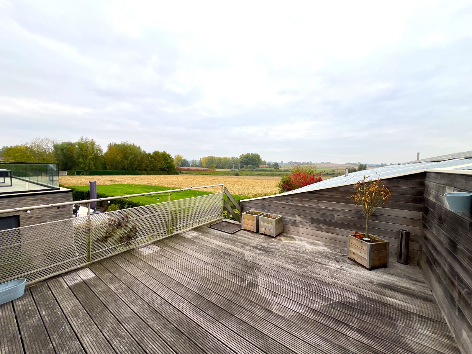 Ruim, lichtrijk appartement met dakterras - foto 1