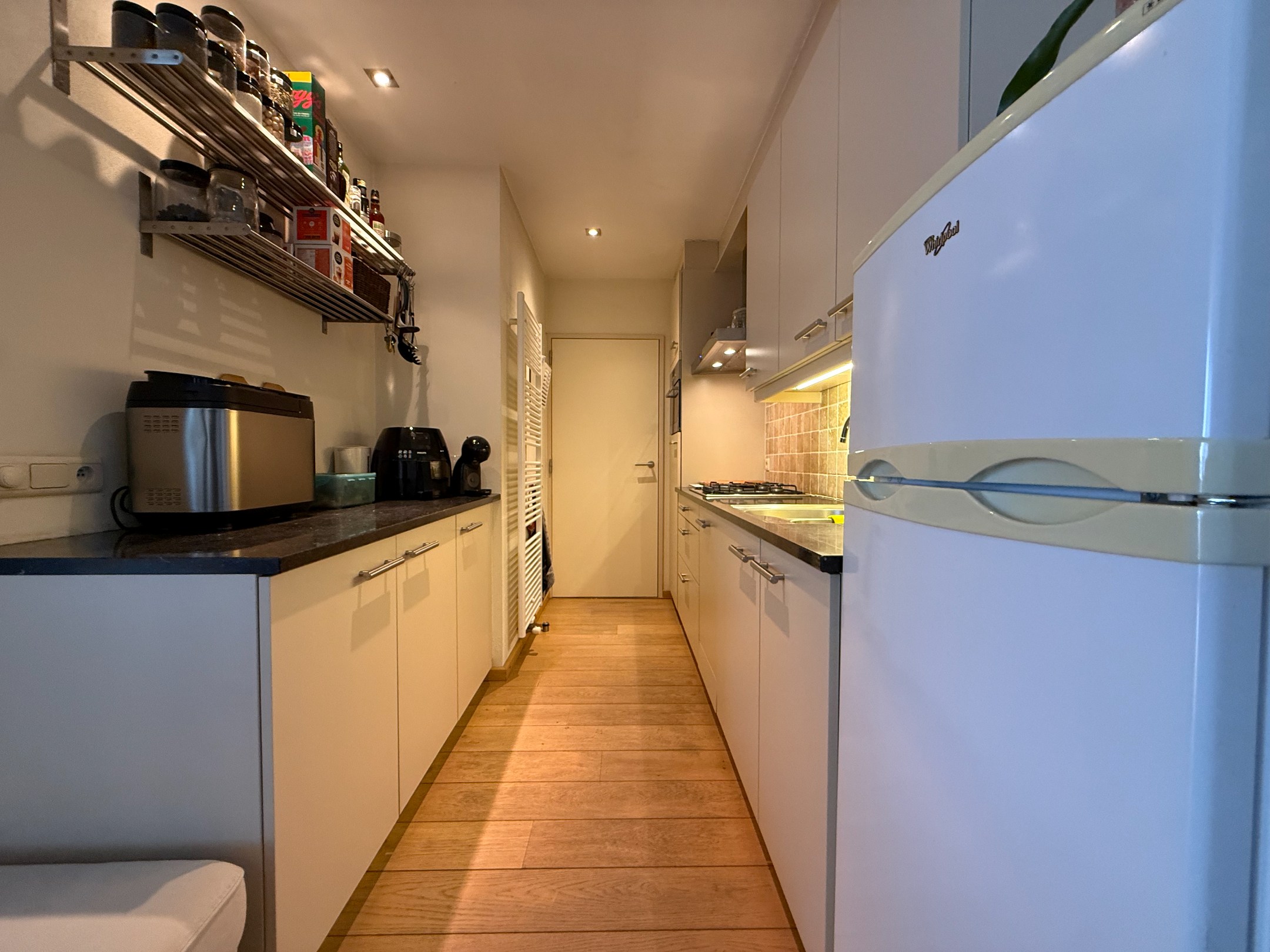 Sfeervol appartement op de eerste verdieping met 2 slaapkamers - foto 4