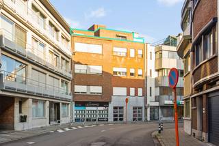 Zeer gunstig gelegen appartement in het centrum van Boom (met LIFT!), op wandelafstand van alle winkels, scholen en het openbaar vervoer. Tevens...