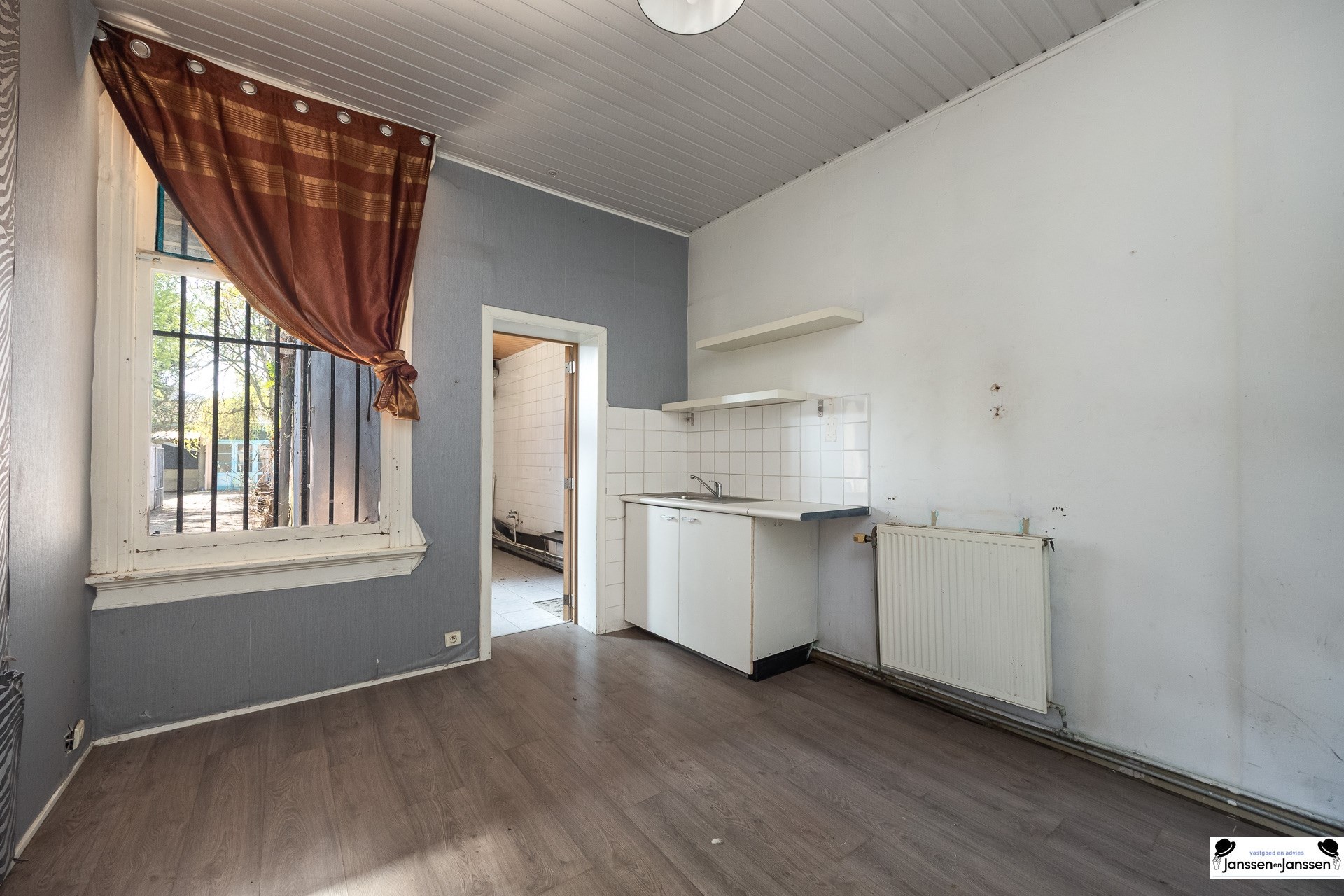 Te koop: Opbrengsteigendom op centrale locatie in Merksem! - foto 4