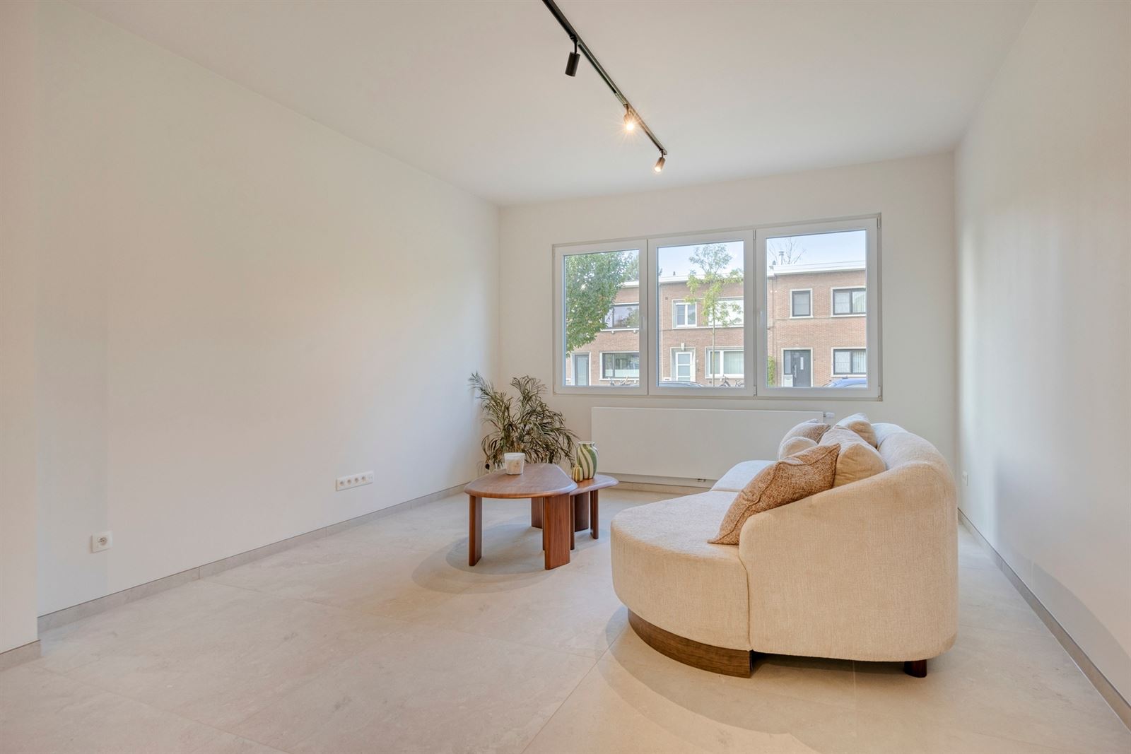 MODERNE GEZINSWONING MET TUIN IN RUSTIGE WOONWIJK
 - foto 5