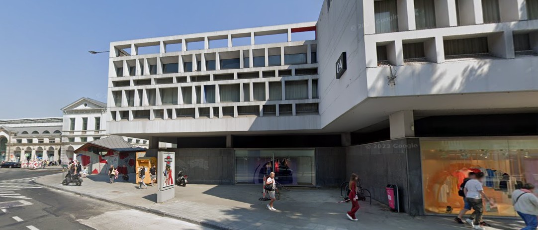 COMMERCIEEL PAND NABIJ MC DONALDS - foto 2