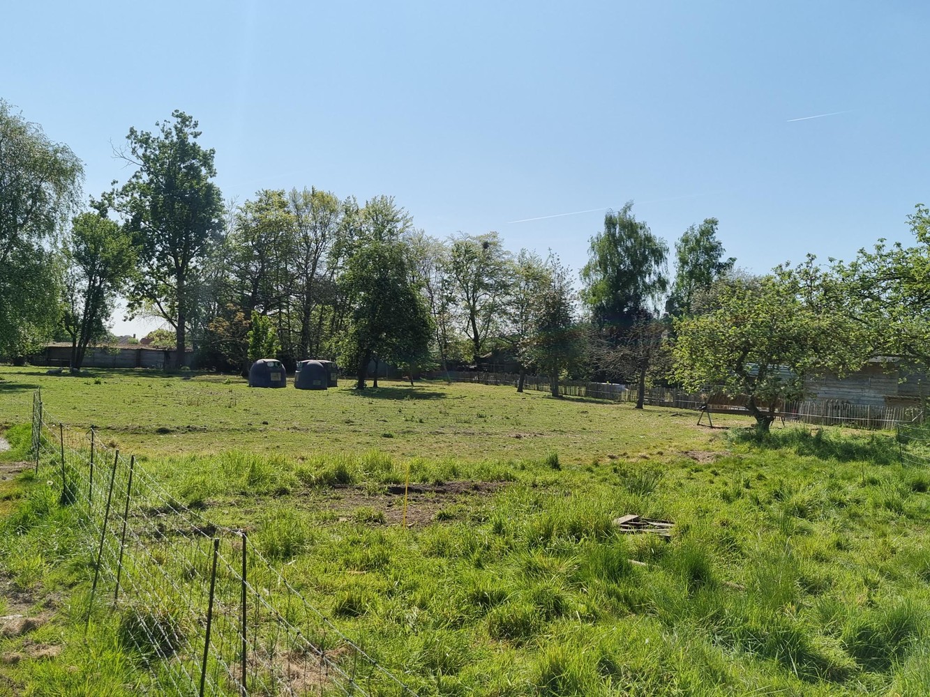 VERGUND PROJECT: 4 woningen met achterliggende staanplaatsen - foto 3