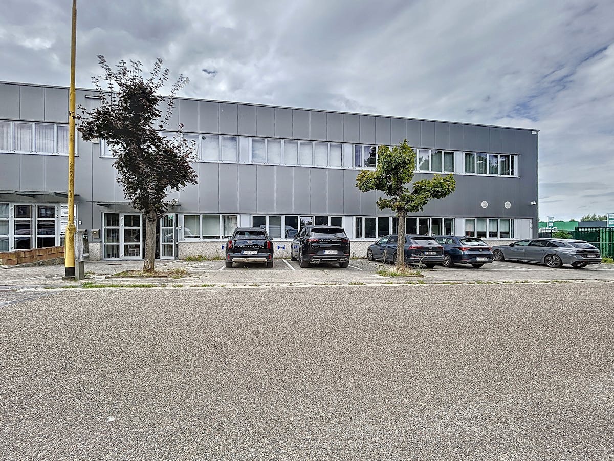 Bureau + entrepôt à louer à Strombeek-Bever - photo 1