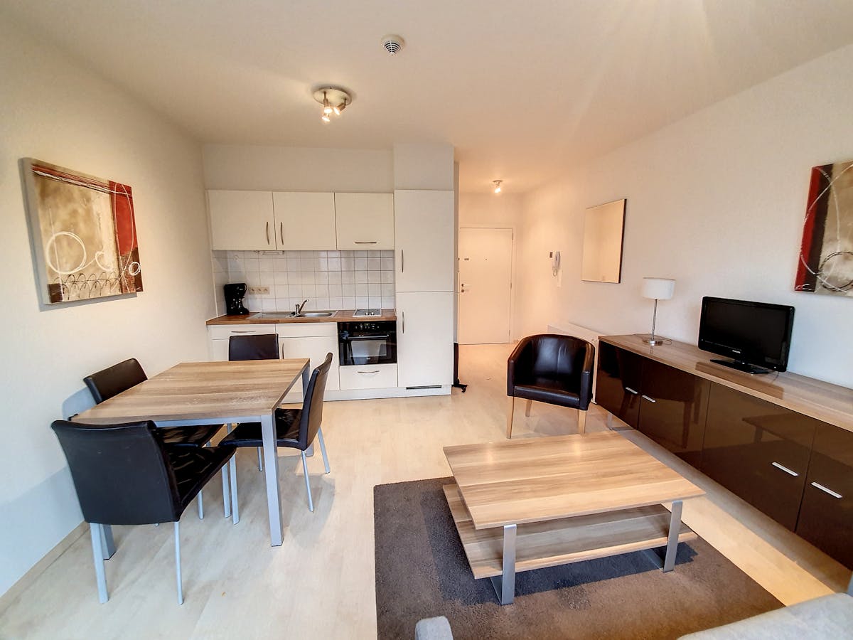 Furnished apartment 1 bedroom located in the business district of Brussels North - photo 4