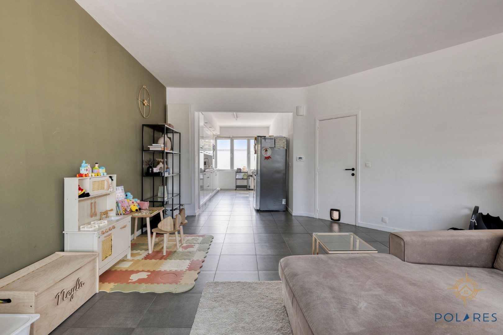 Instapklaar appartement met 2 slaapkamers en garage - foto 4