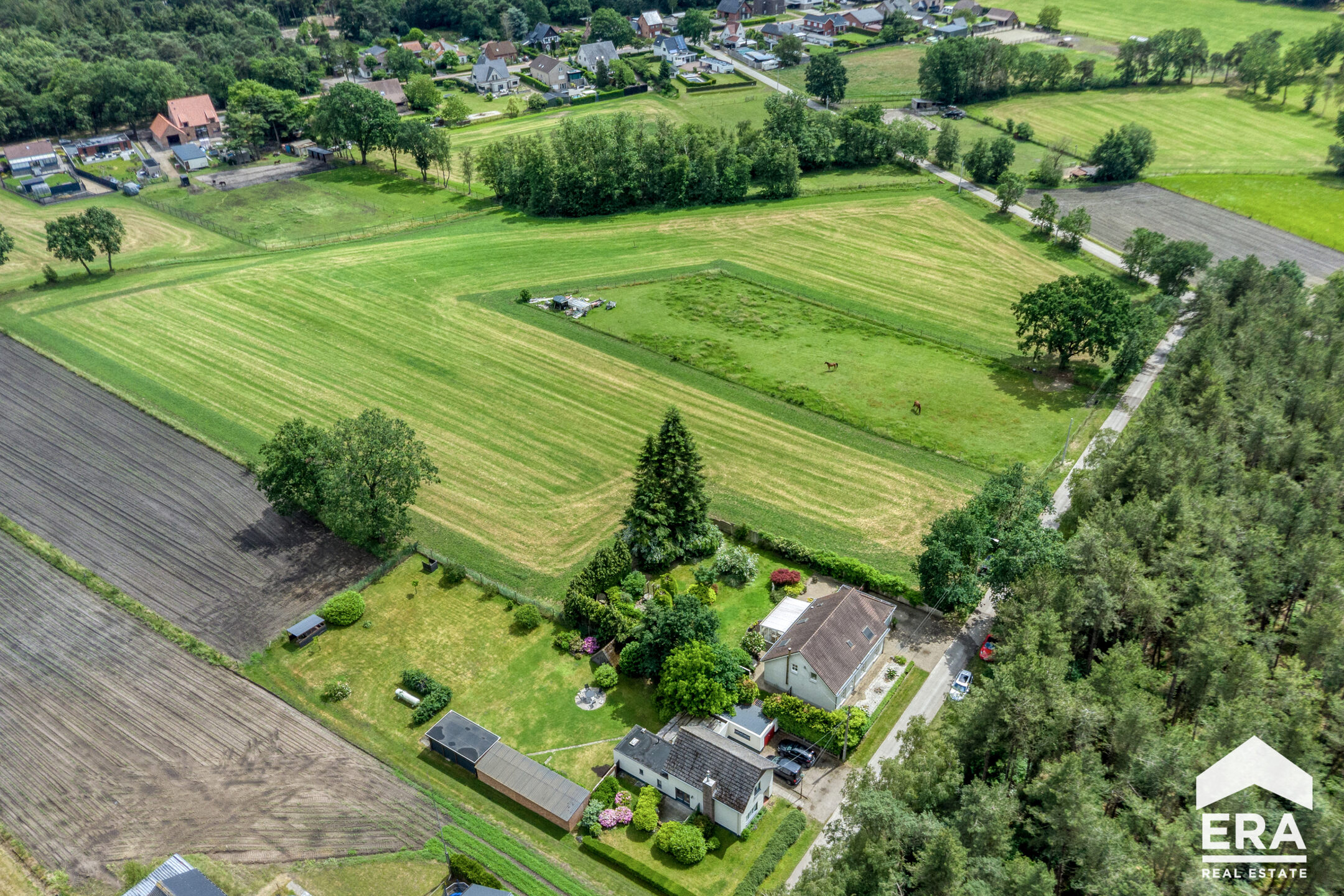 Woning met rust, ruimte en natuur te koop op een toplocatie - foto 3