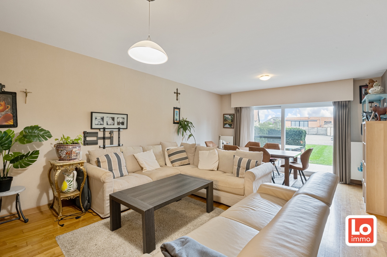 Instap klaar gelijkvloers appartement met garage in het hartje van Lochristi! - foto 2