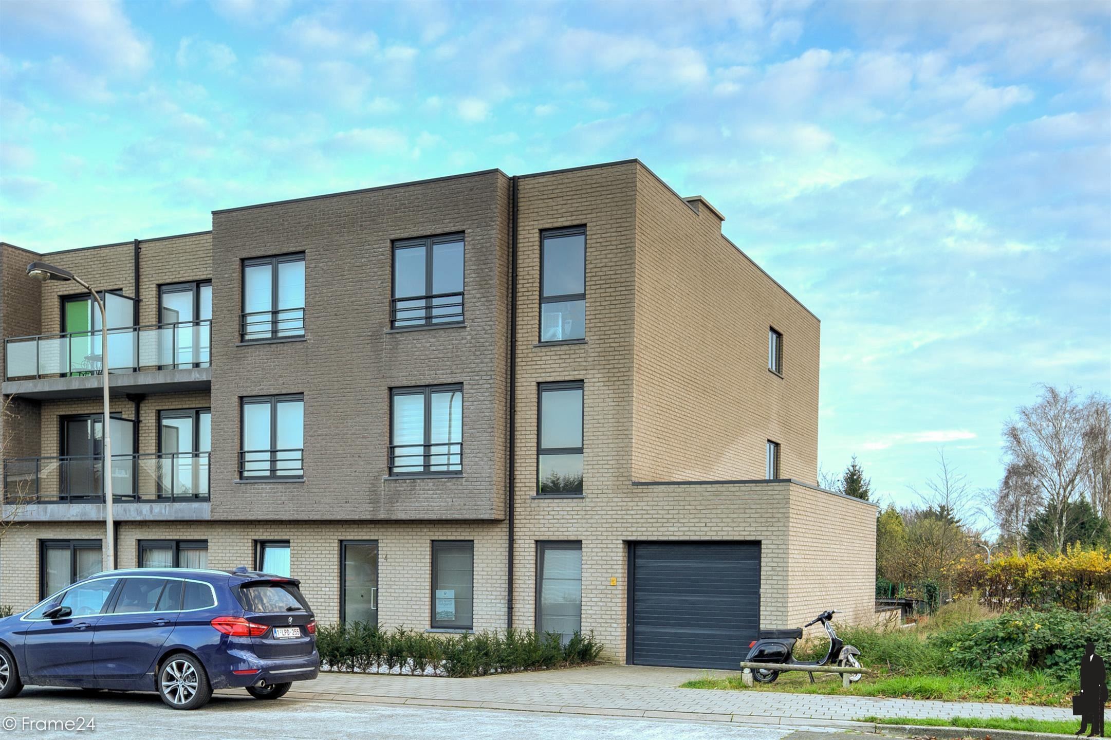 Appartement met 2 slaapkamers en ondergrondse staanplaats - foto 2