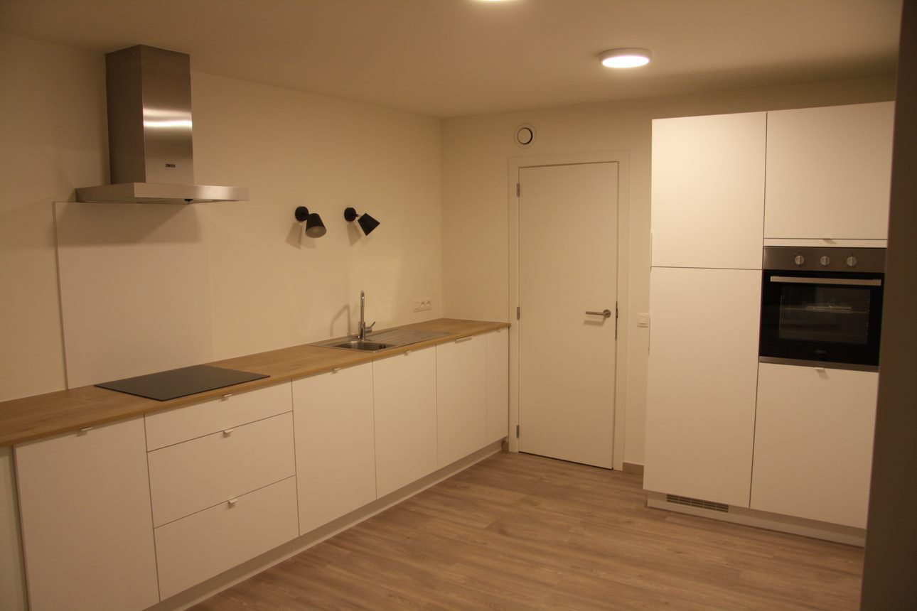 Totaal afgewerkte gezinswoning met 3 slaapkamers, dakterras en garage in Oostende! - foto 4