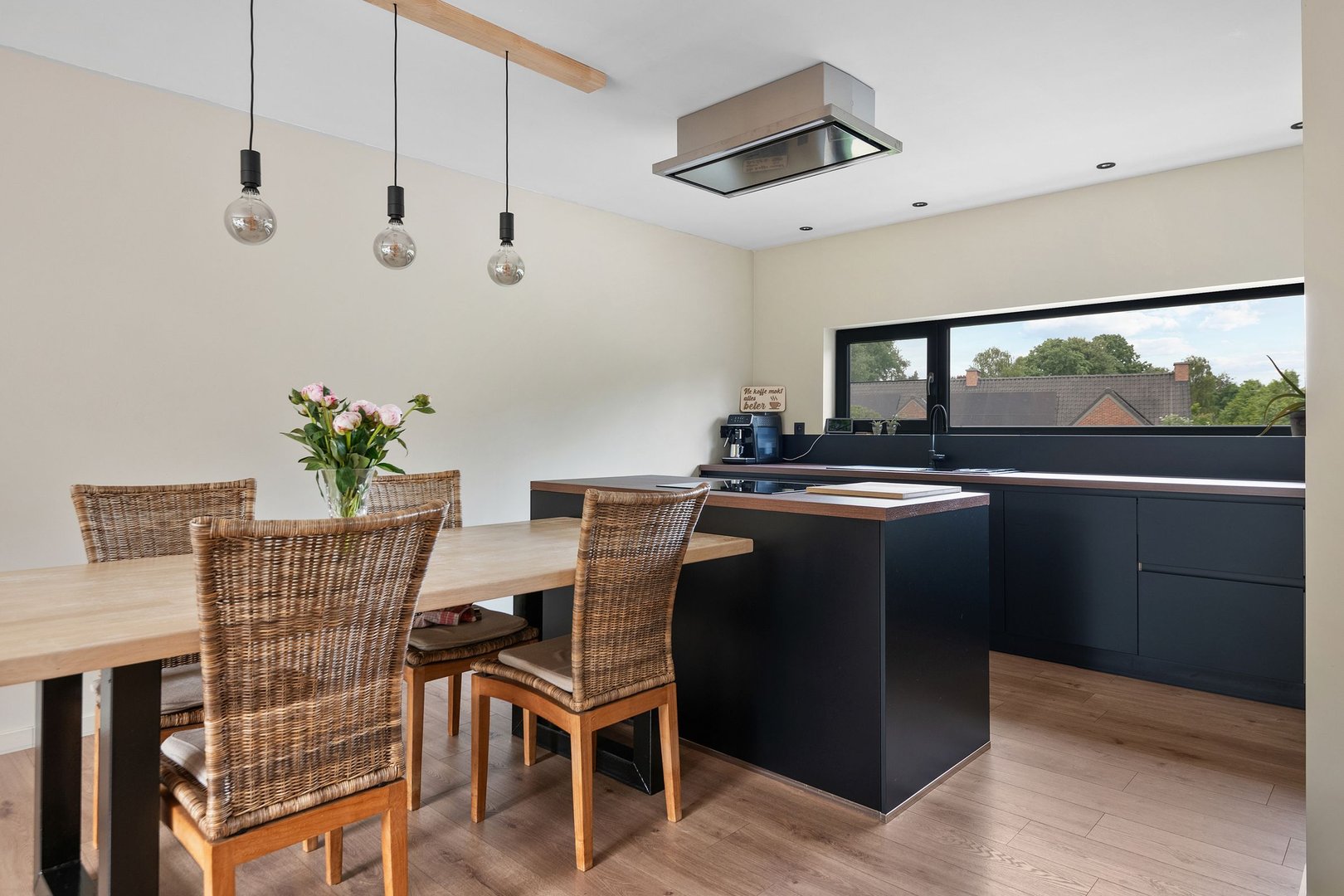 Moderne energiezuinige woning (2021) met werkruimte in rustige wijk te Kapellen - foto 4