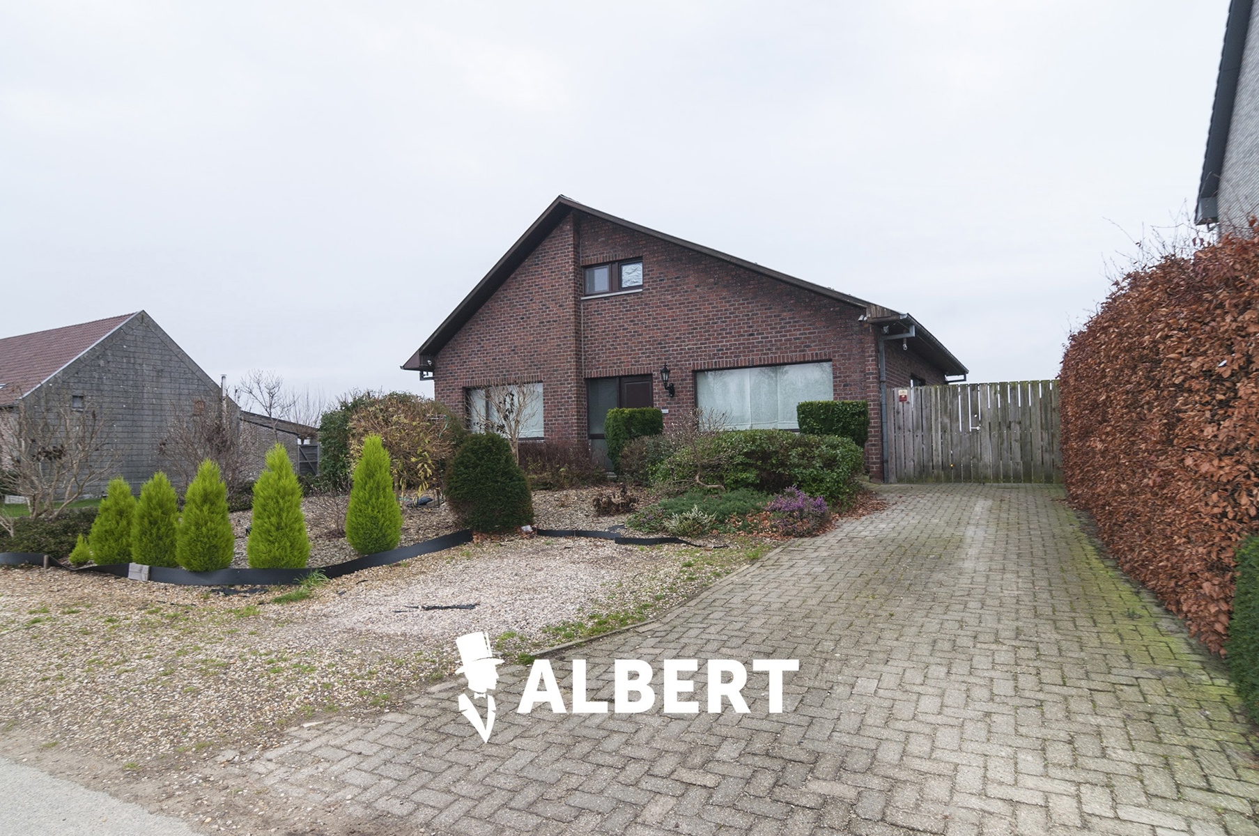 Charmante gezinswoning met veel ruimte en comfort! - foto 2