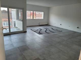 BIJZONDER EIGENDOM MET 2 ADRESSEN ( PETER BENOITSTRAAT 18 EN VAN DURMESTRAAT 41 ) HANDELSPAND MET WOONST op gelijkvloers handelspand / bureel /...