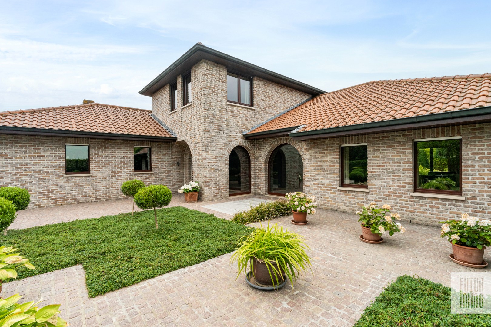 House for sale in Roeselare