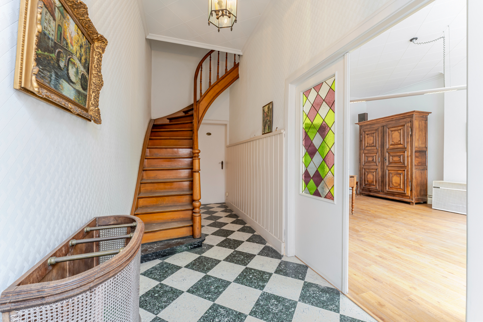 Statige woning met voormalige tandartspraktijk – centrum Ardooie! - foto 1