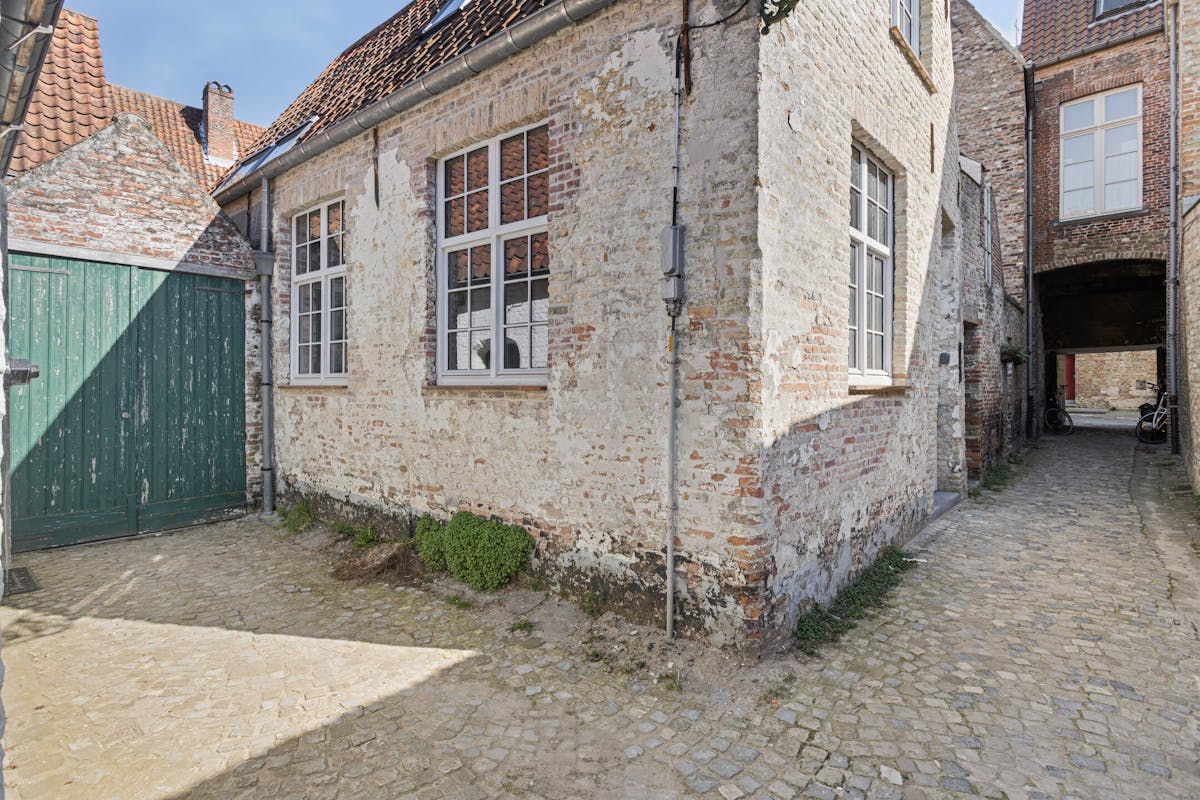 Propriété commerciale avec maison à vendre à Bruges - photo 2