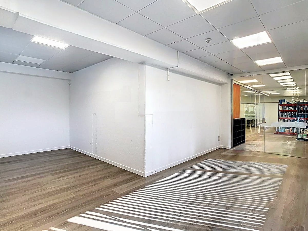 Kantoor te huur in Kortrijk - foto 3