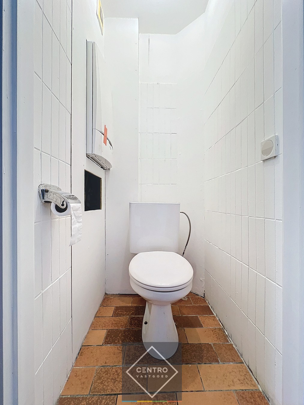 Betaalbaar app. (85m²) met 2 slpks, kelderberging en TERRAS van 50m² ! - photo 5