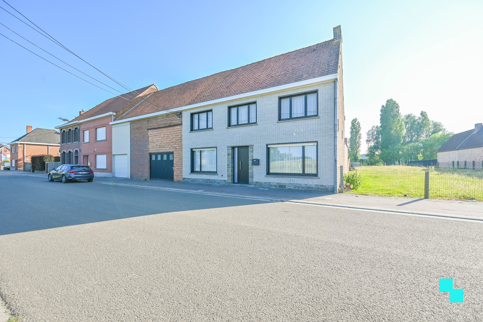Woning met bijhorende schuur/loods op ruim perceel in Desselgem - foto 1