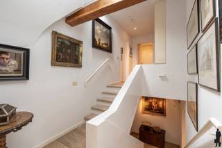 Riante villa met ruim kantoor van de hand van architect Rutten gelegen op uitstekende locatie te Turnhout op schitterende zuidwest gerichte kavel...