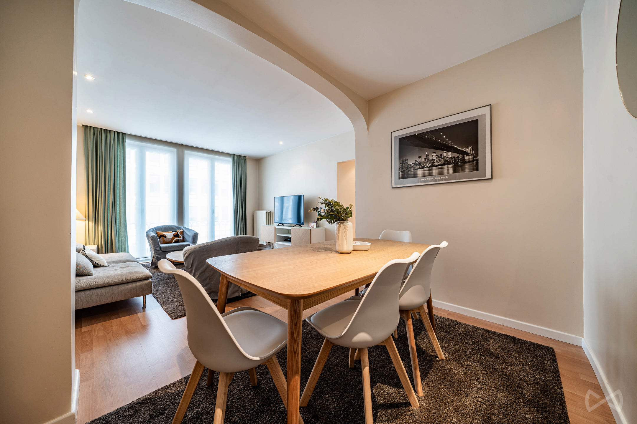 House for sale in Etterbeek with 4 bedrooms - photo 1