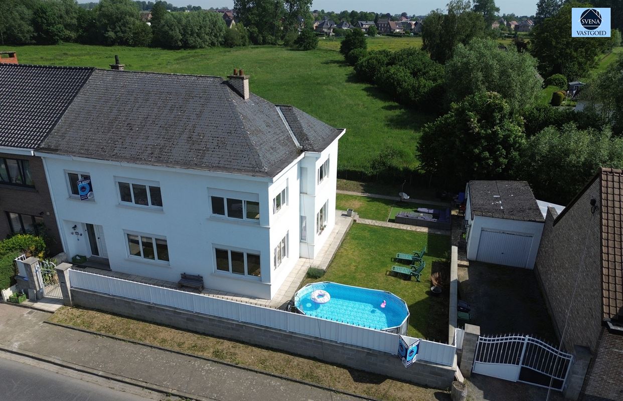 VERNIEUWDE WONING MET 4 SLAAPKAMERS EN TUIN - foto 1
