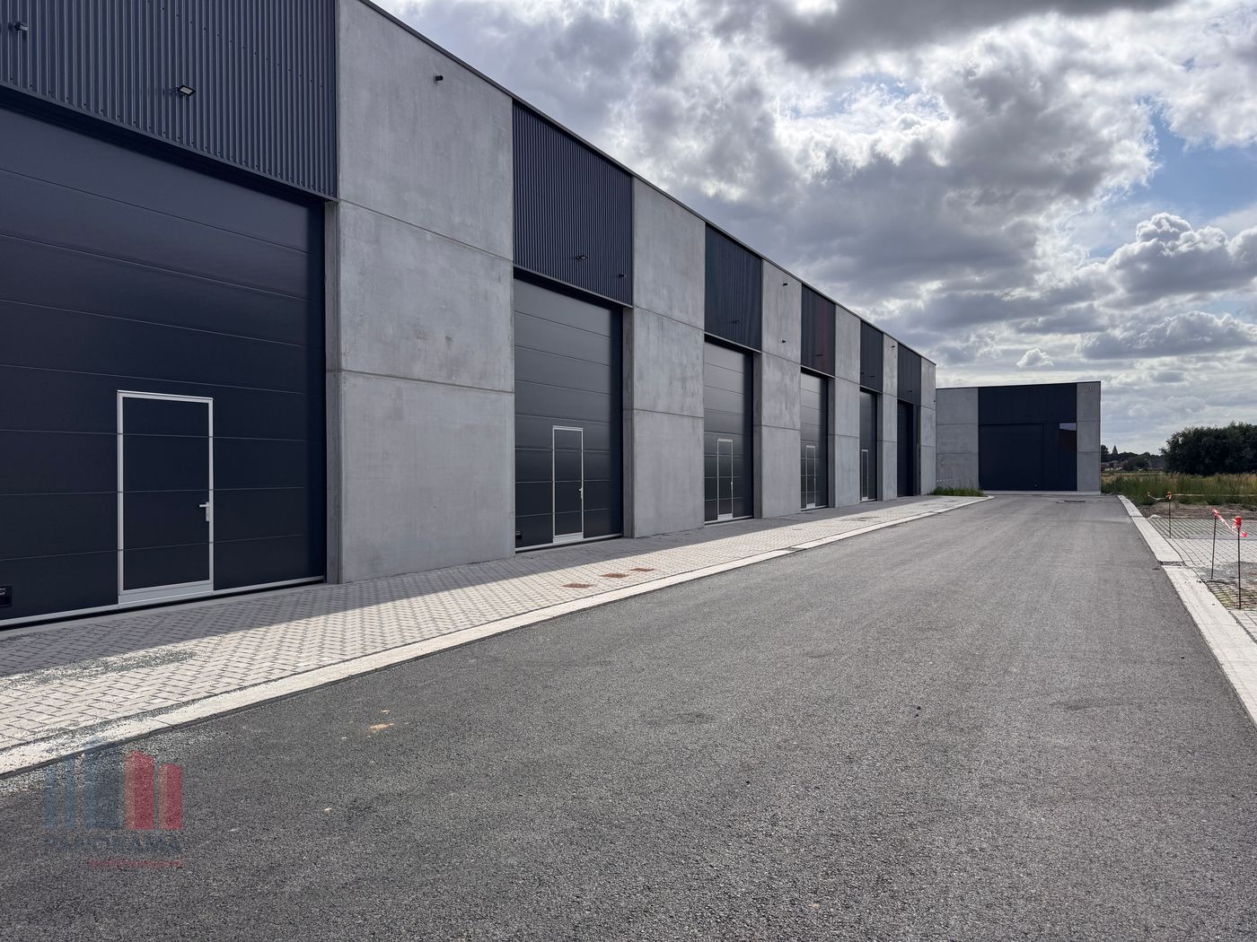 225 m² NIEUWBOUW KMO-UNIT - photo 3