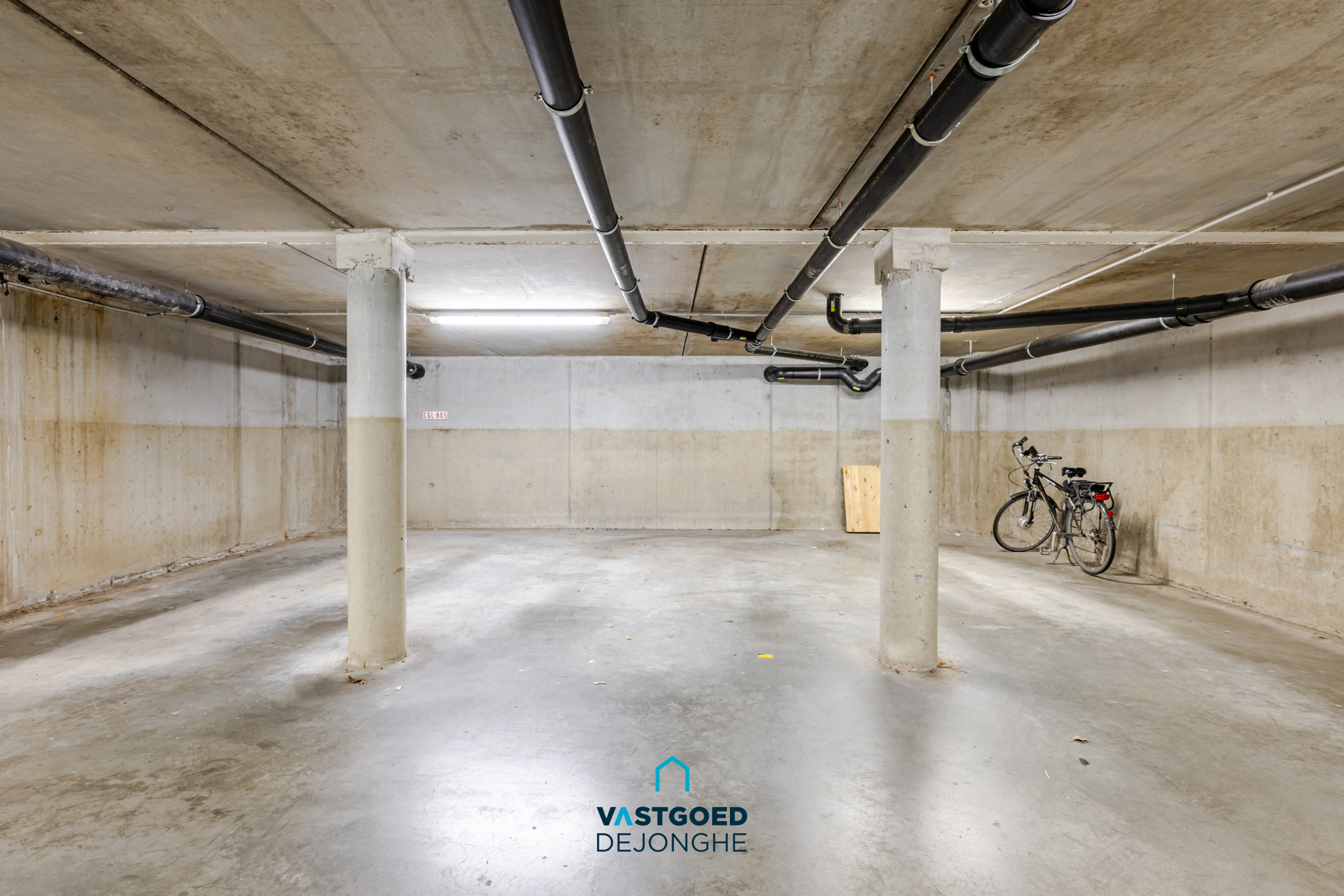 Autostaanplaats in het centrum van Nazareth - foto 4