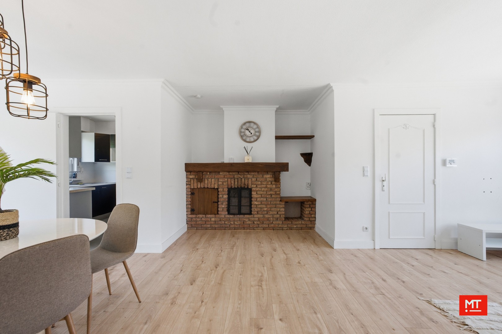 Instapklare, energiezuinige woning met 3 slaapkamers, tuin en garage te koop in een rustige wijk te Zonnebeke - foto 4
