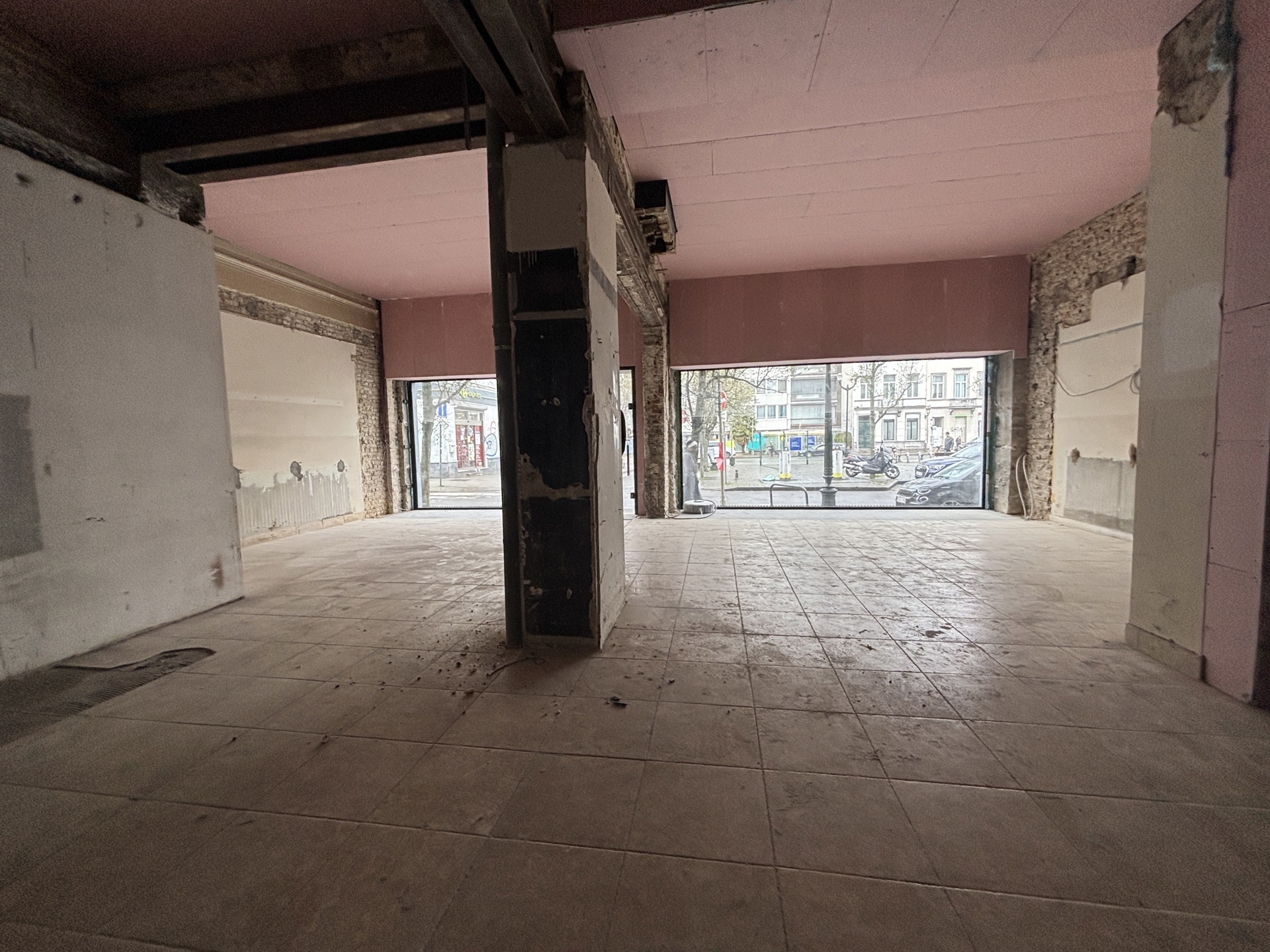 Commercial for rent in Ixelles - photo 5