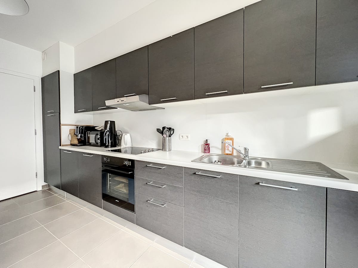 Prachtige gemeubelde loft 115 m² met terras en parking - foto 4
