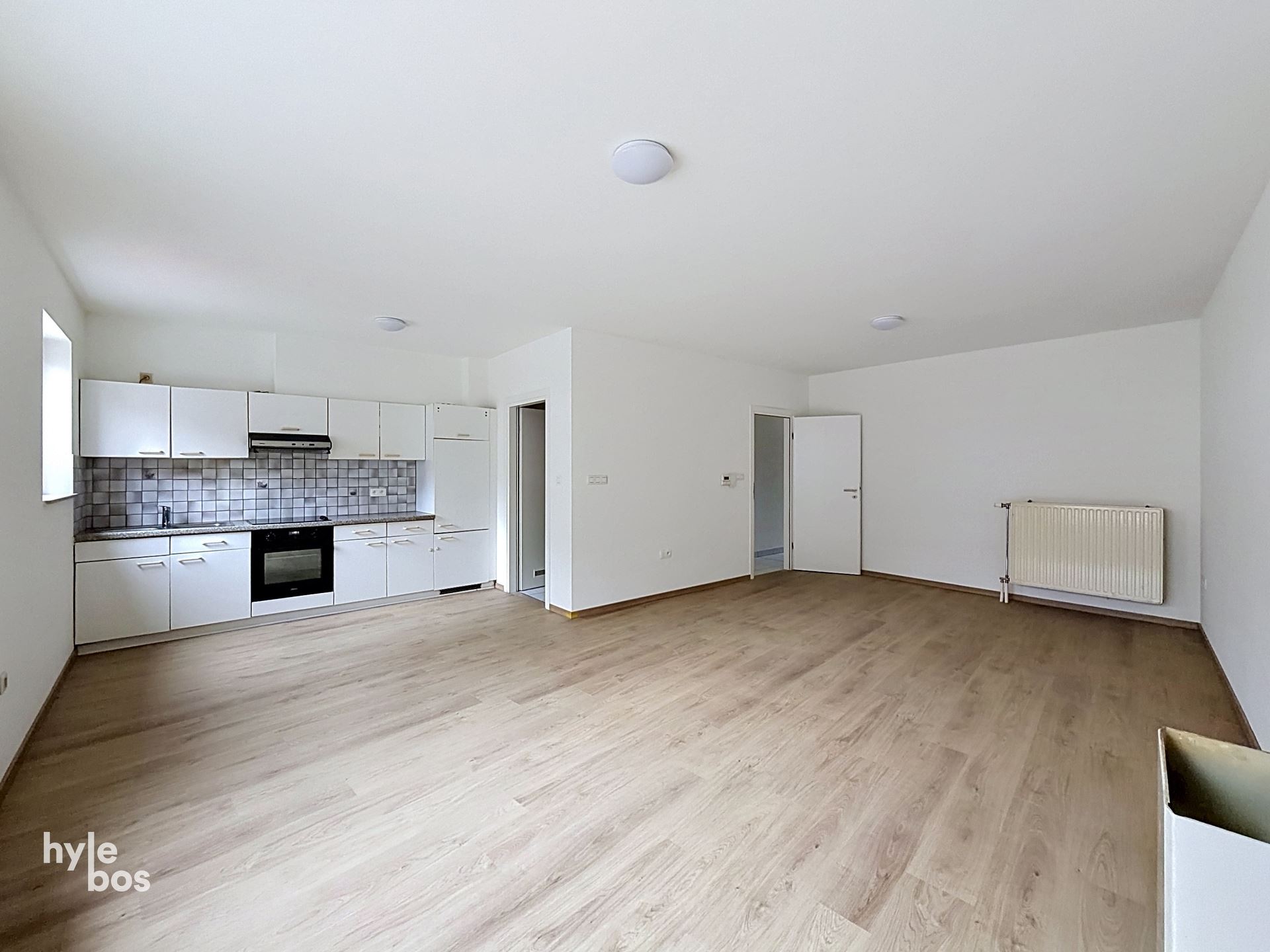 Apartment - photo 3