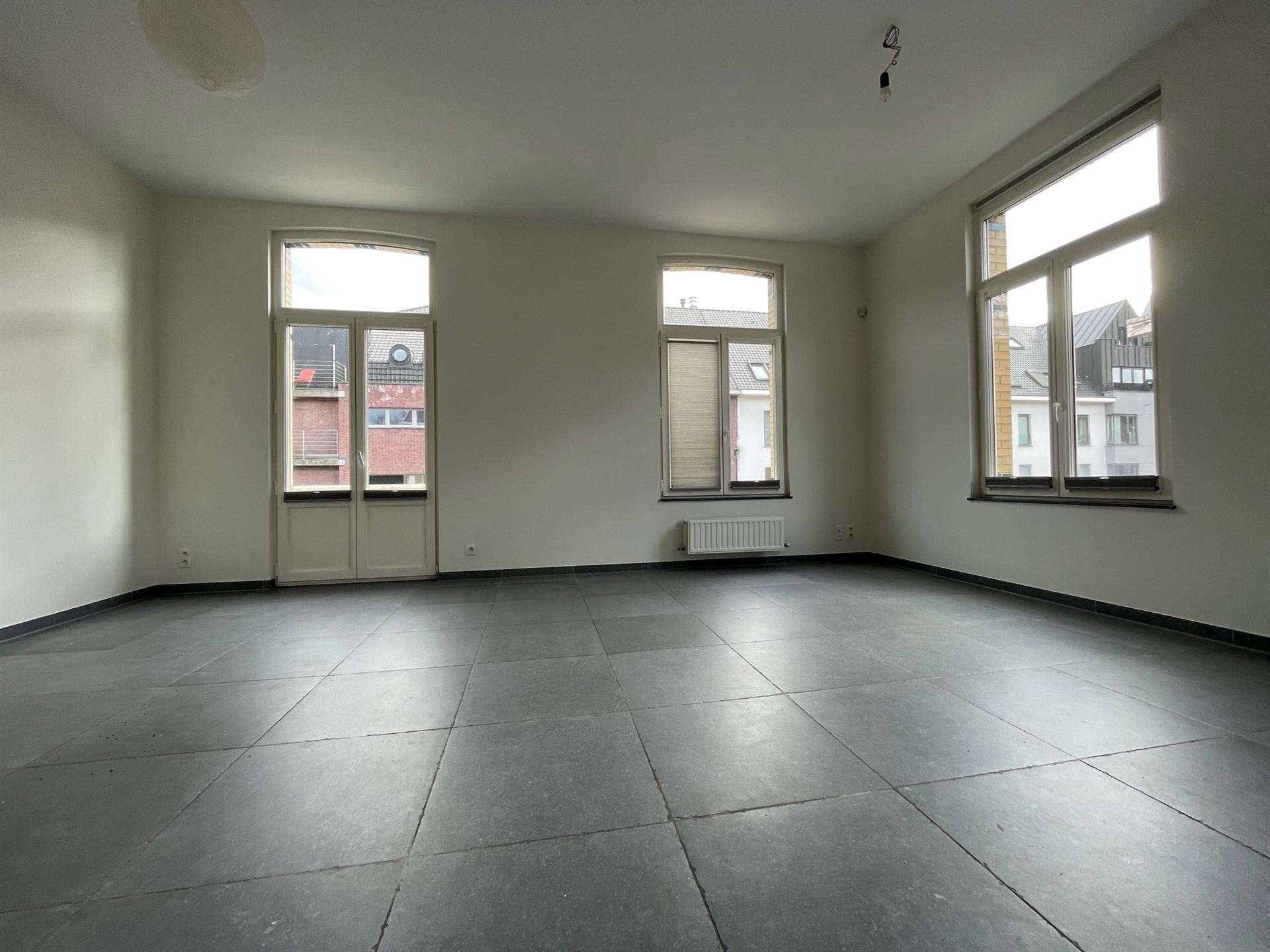 Apartment - photo 4