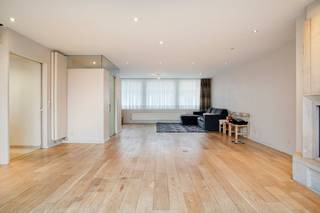 The property offers various options: suitable for a personal trainer, yoga studio, group classes, spinning,... in short, for all activities related...