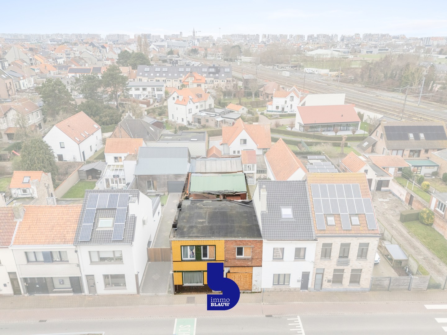 Woning met loods op gunstige locatie - foto 2