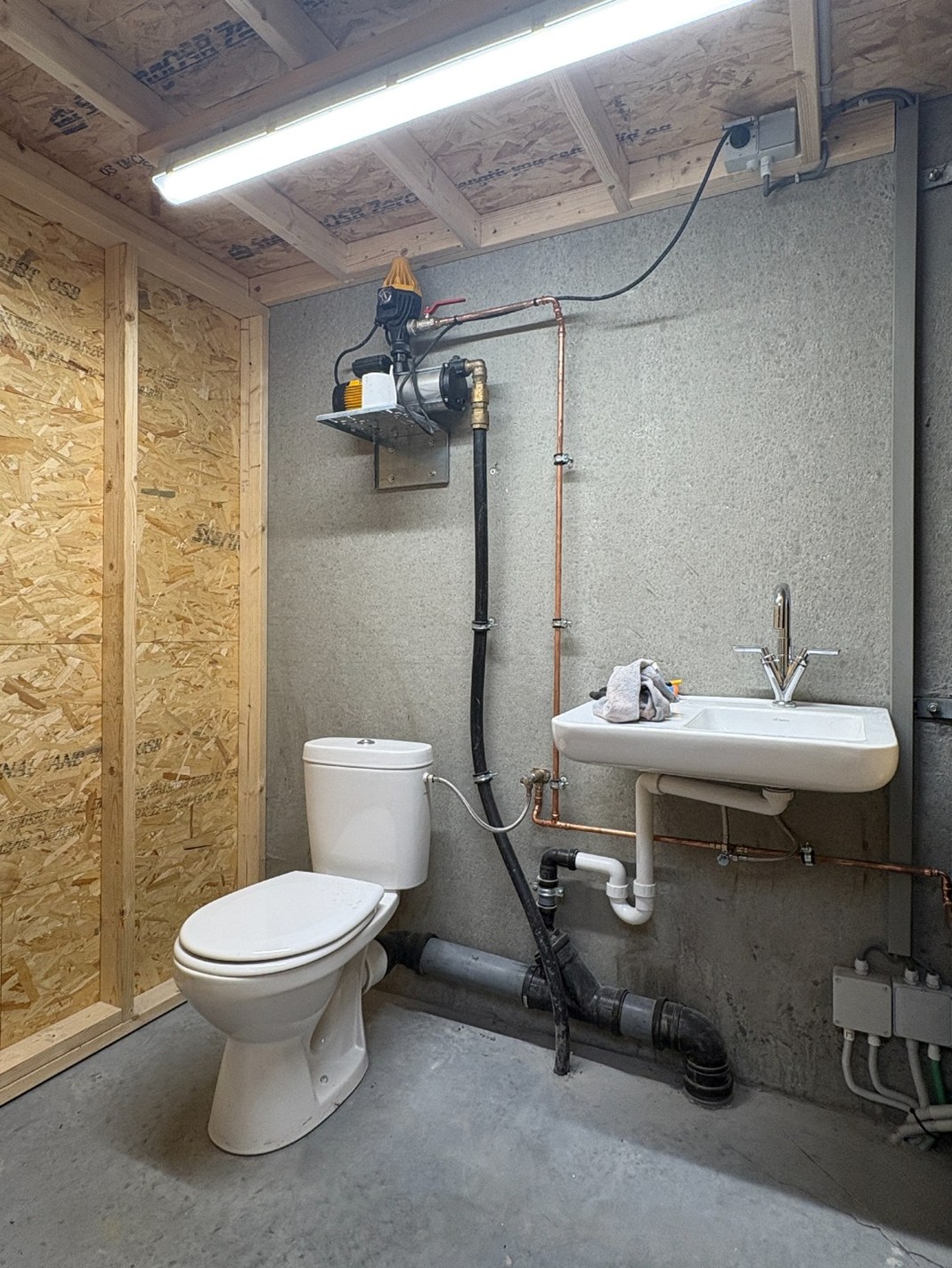 KMO Unit / loods te huur in Meulebeke op 213m². - foto 4