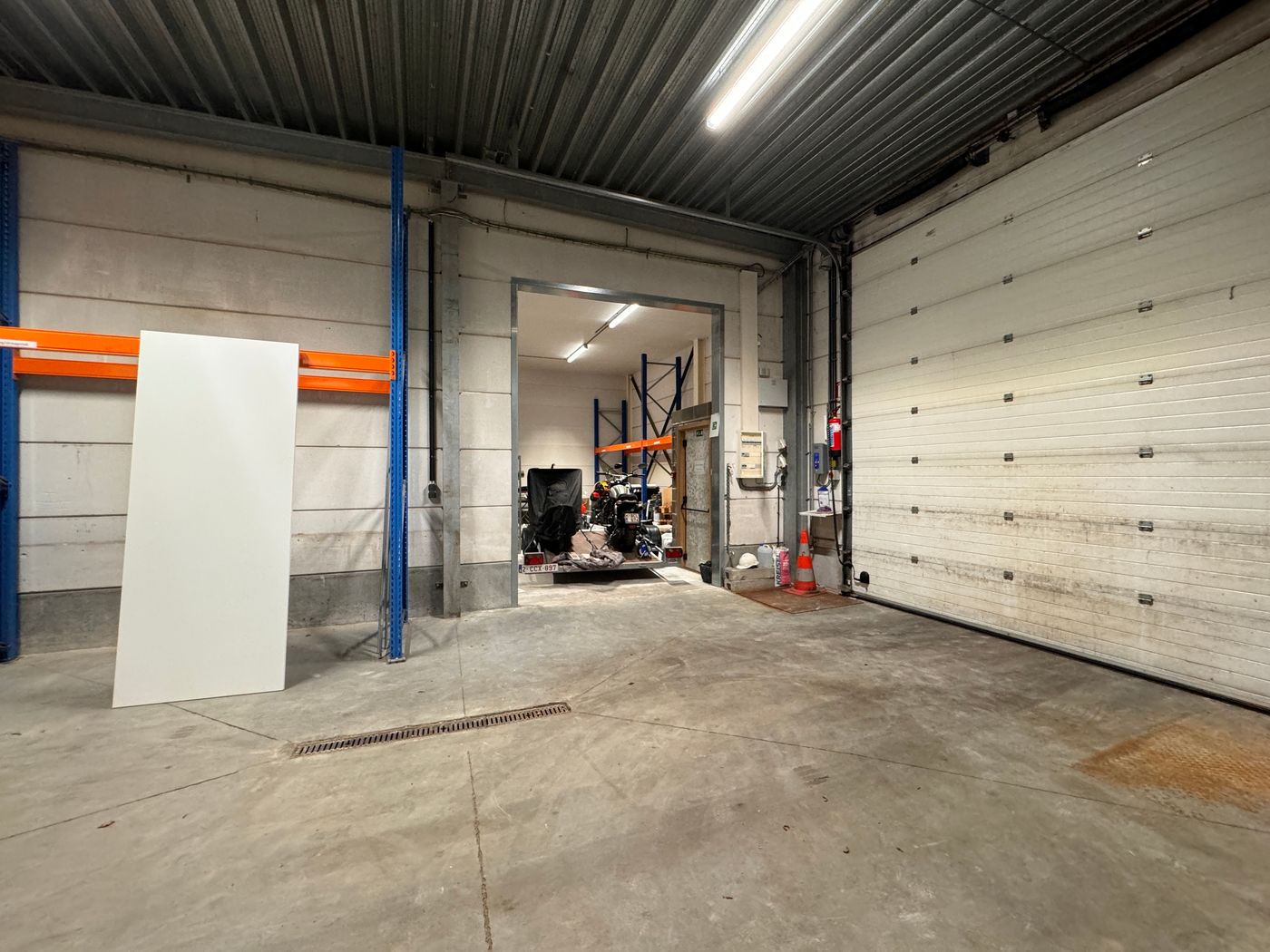 Handelsruimte met loods te koop – uitstekende ligging nabij E40 (Adinkerke) - foto 5