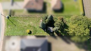 <p>Welkom bij deze aantrekkelijke bouwgrond, gelegen aan de Mechelbaan in Begijnendijk. Met een perceeloppervlakte van maar liefst 960 m² biedt deze grond volop mogelijkheden voor de realisatie van jouw droomproject. Deze locatie biedt de ruimte en flexibiliteit die je zoekt.</p><p>De centrale ligging in Begijnendijk zorgt ervoor dat je dicht bij alle noodzakelijke faciliteiten bent. Aarzel niet om contact met ons op te nemen voor meer informatie of om de mogelijkheden te bespreken. Wij begeleiden je graag in jouw zoektocht naar de ideale bouwgrond.</p>