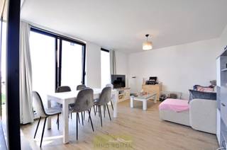 Appartement presque nouvellement construit à distance de marche du centre ville de Ronse, avec toutes les commodités nécessaires et un accès...