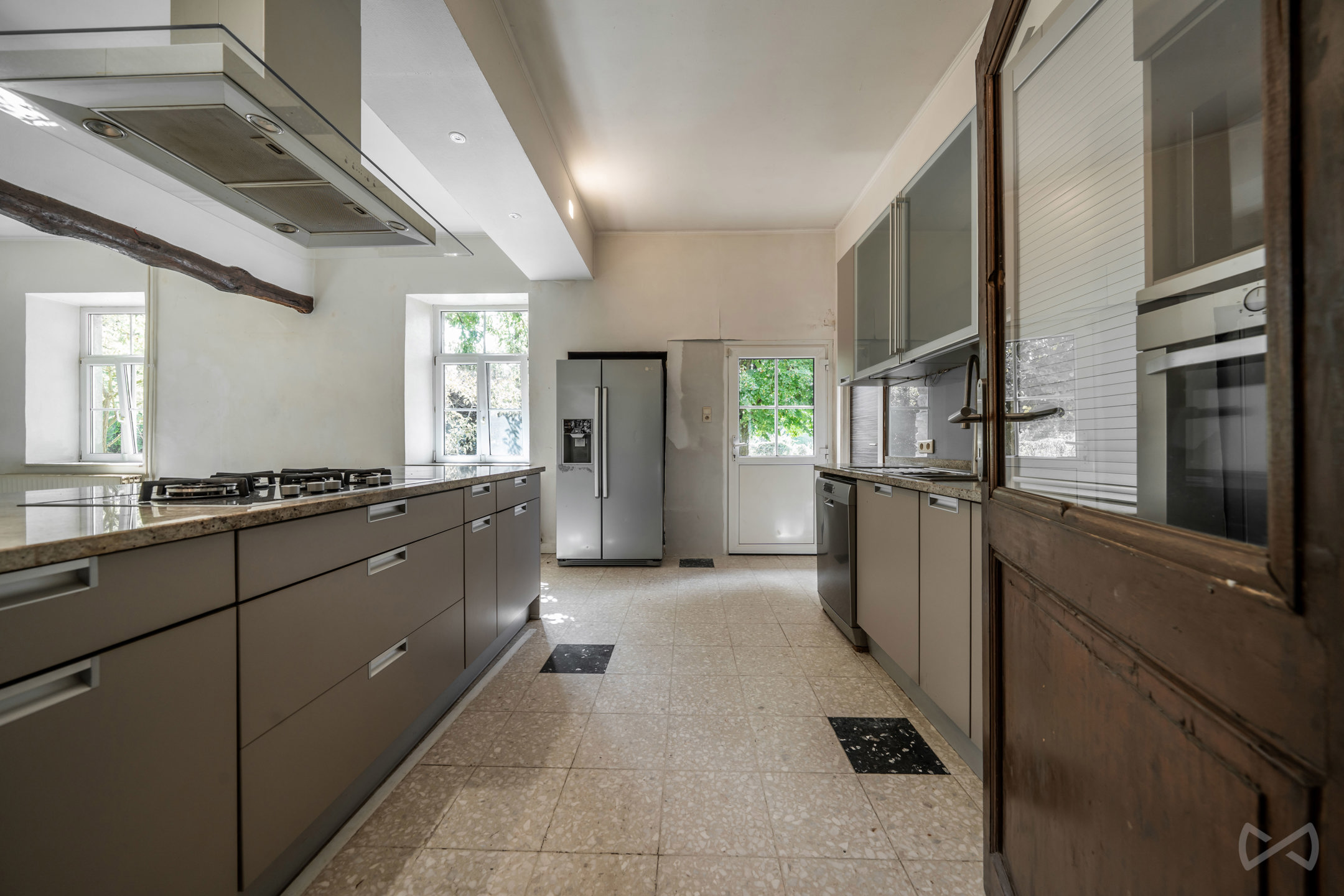Huis te koop in Villers-Le-Temple met 8 slaapkamers - foto 5