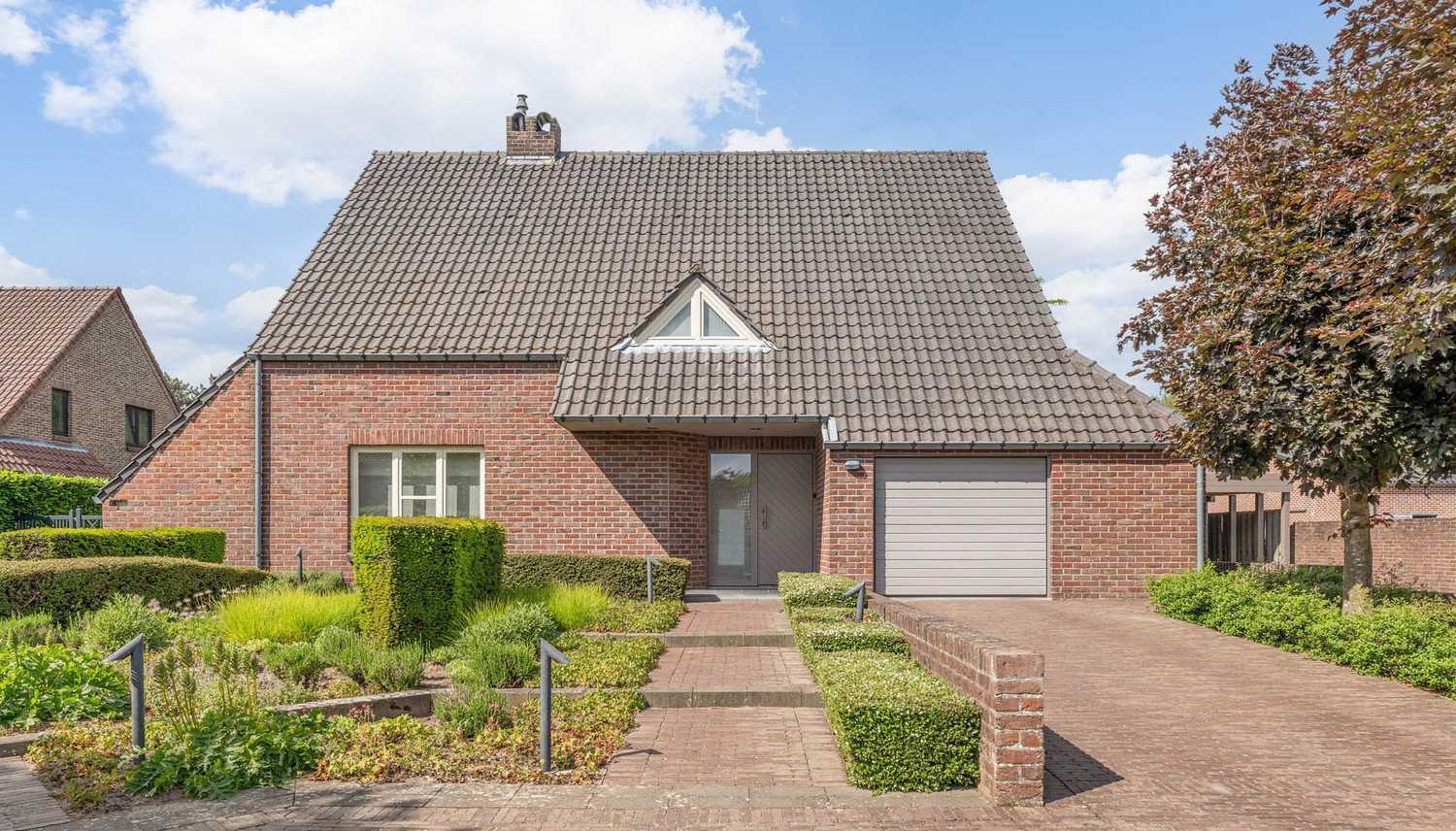 Prachtig landhuis op 2.114 M2 in Kinrooi. - foto 1