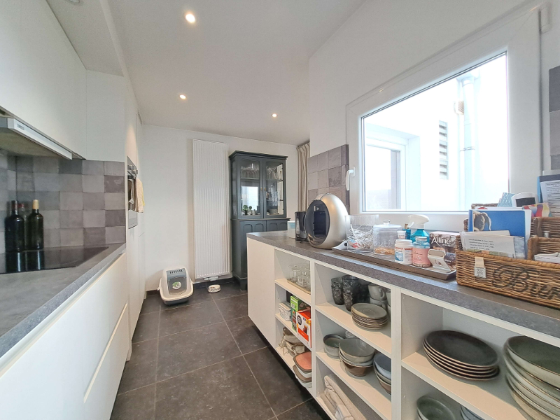 Vernieuwde woning met 2 slaapkamers te huur in Brugge - photo 5