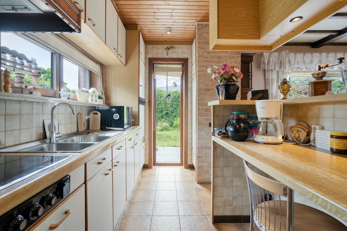 Vrijstaand huis met 4 slaapkamers te Assebroek - foto 4