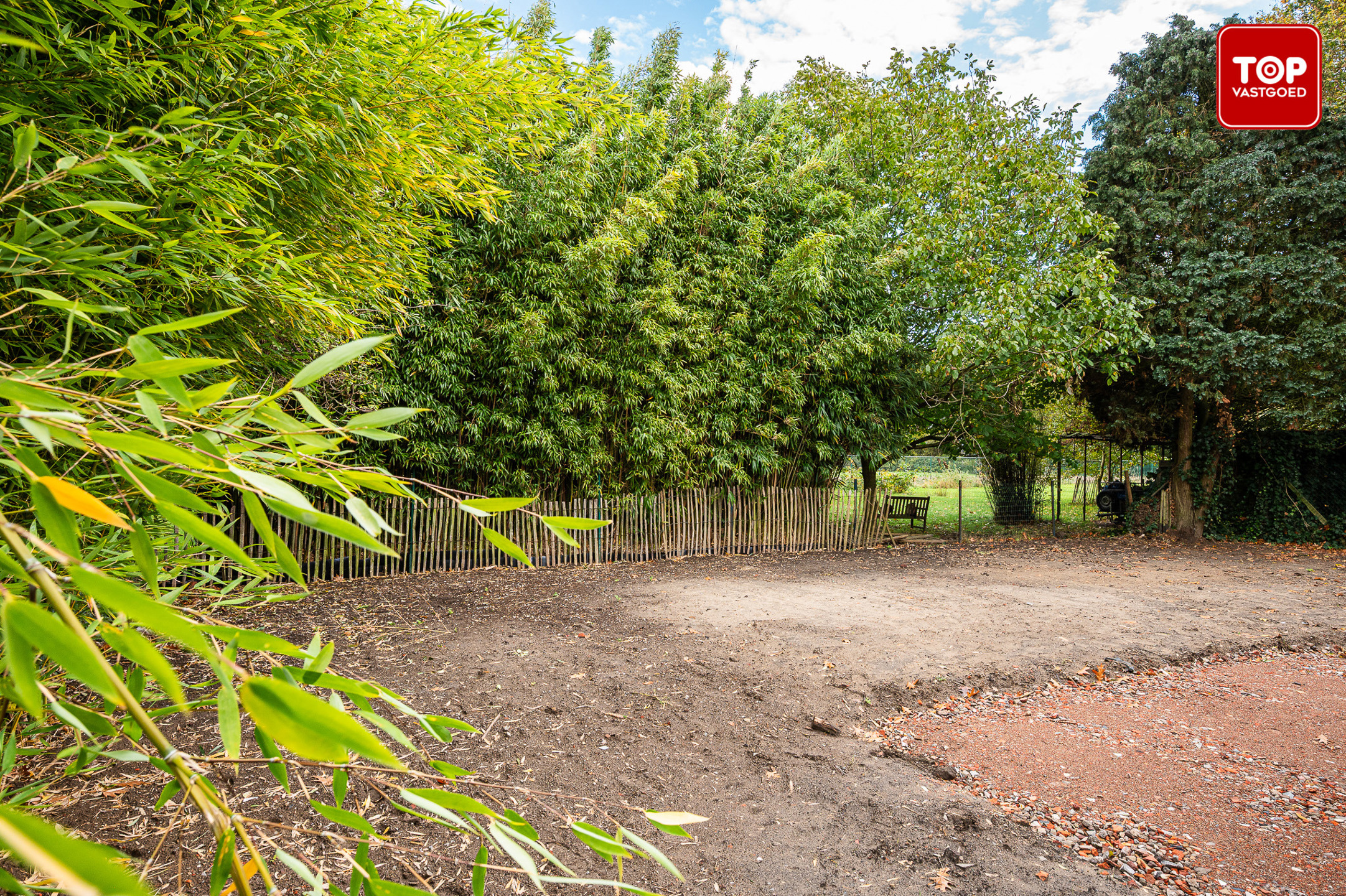 Halfopen bebouwing op een rustige locatie - foto 4