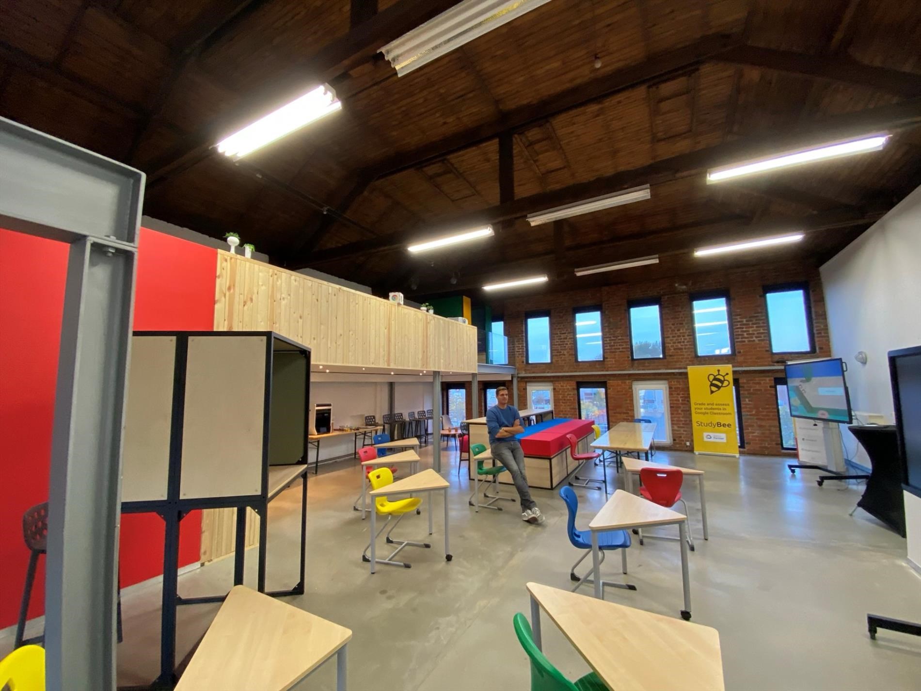 Commercial à louer à Courtrai - photo 3