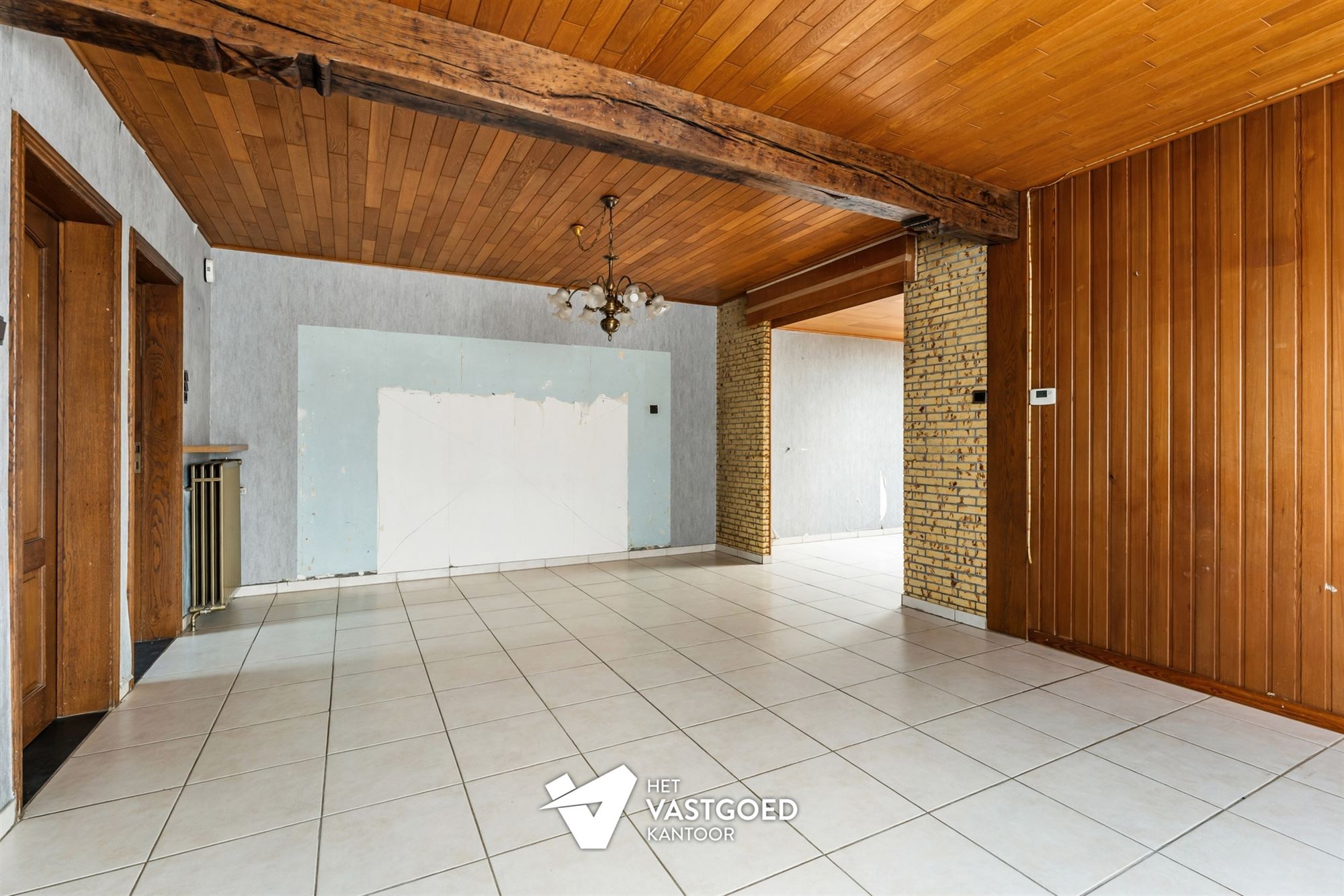 RUIME WONING MET 4 SLAAPKAMERS VLAK BIJ BERINGEN CENTRUM - foto 4