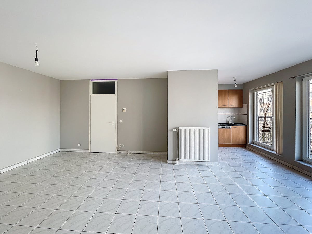 JETTE - Appartement twee slaapkamers te huur met parking - foto 5