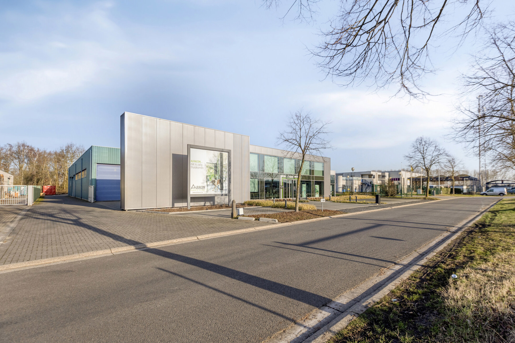 Industriegebouw met tal van mogelijkheden - foto 1